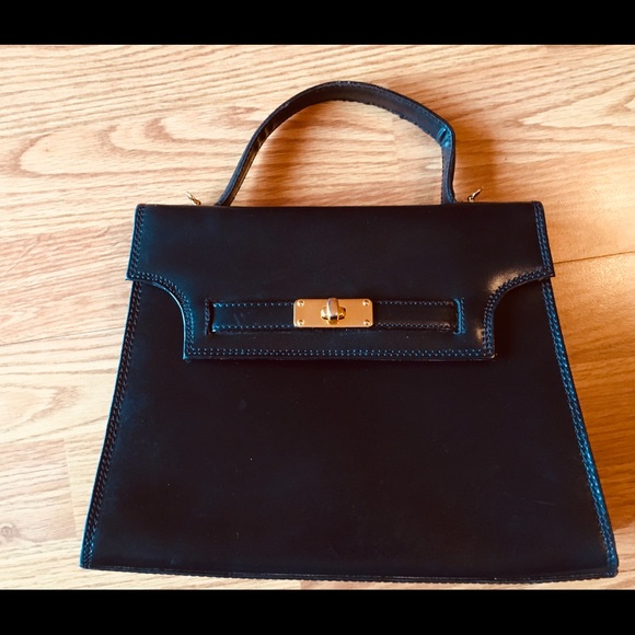 Cristian Handbags - Vintage very nice Cristian black purse